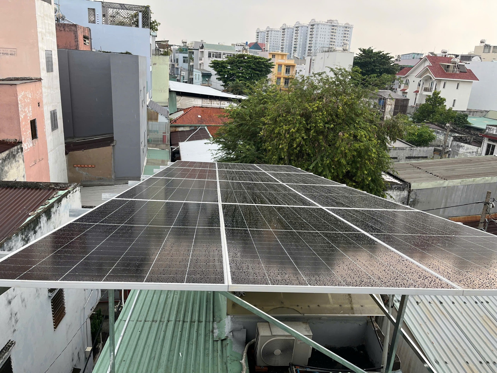 Hybrid 76kWp